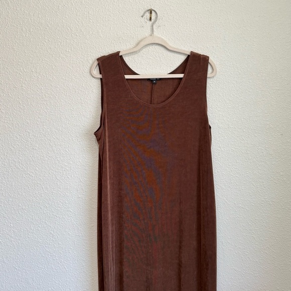 Vikki Vi Maxi Velvet Dress Size Size 1X Tank Dress Brown Travel Vacation Minimal - Picture 2 of 8